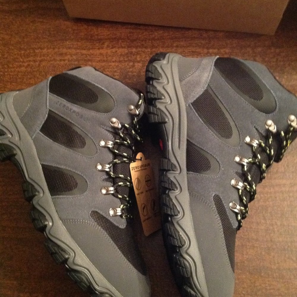 ZeroXposur Men's Wyoming Vent Gray Suede & Black Mesh Hiking Boots - 11.5M - NIB